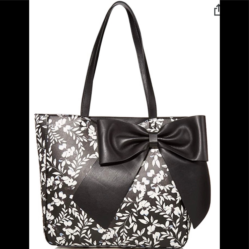 Karl Lagerfeld of Paris handbag/tote